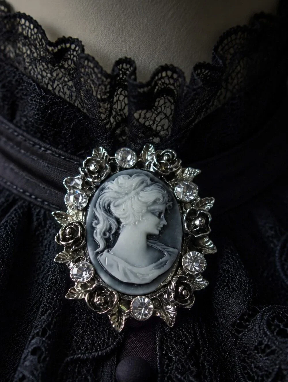 Silver Rose Cameo Brooch Gothic Victorian Rhinestone Pendant Pin Vintage Charm